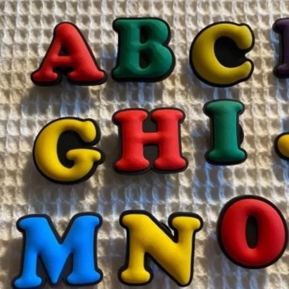 26 piece Alphabet Shoe Charms/Jibitz for Crocs - Picture 3 of 5